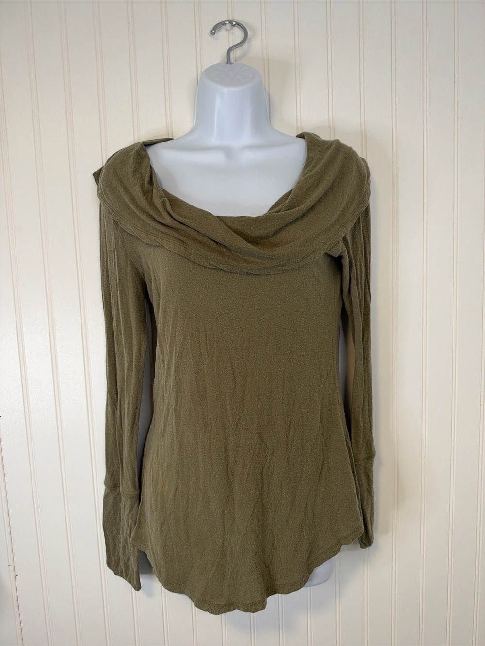 Free People Long Sleeve Cowl Neck Off-Shoulder Drape Top - Green Olive, Large